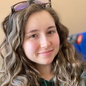 Meet your Posher, Julia